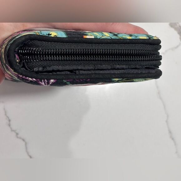 Vera Bradley | Victorian Vines RFID Turnlock Wallet Womens Floral Black … - Picture 9 of 12